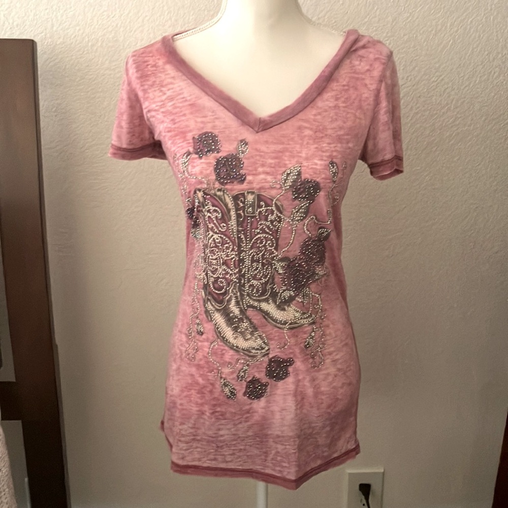 HOW CUTE! PINK COWBOY BOOTS AND FLOWERS RHINESTONES T-SHIRT SIZE M
